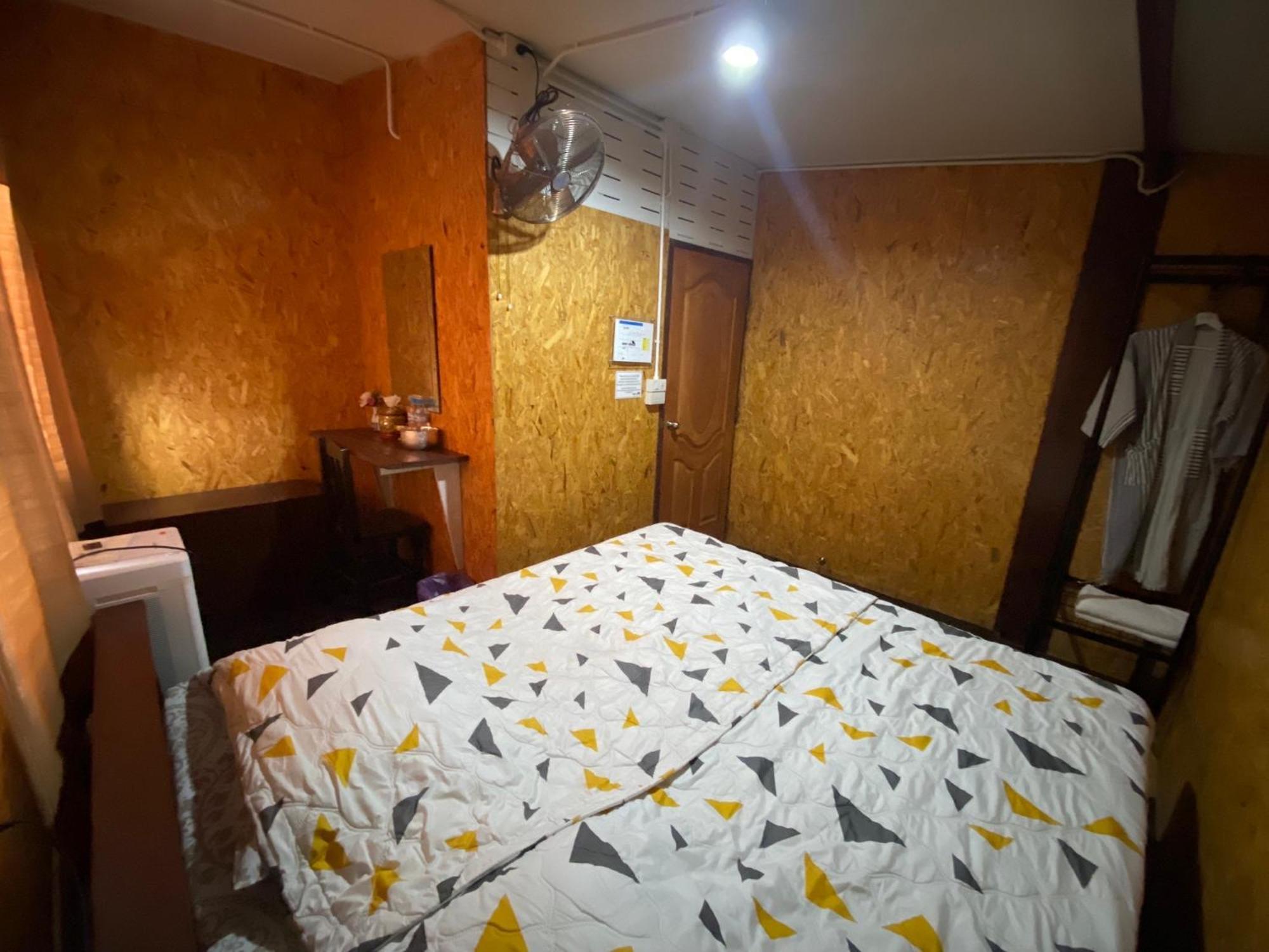 Hostel Arku'S House Chiang Mai Zewnętrze zdjęcie