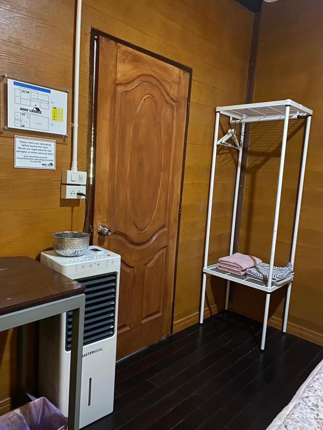 Hostel Arku'S House Chiang Mai Pokój zdjęcie